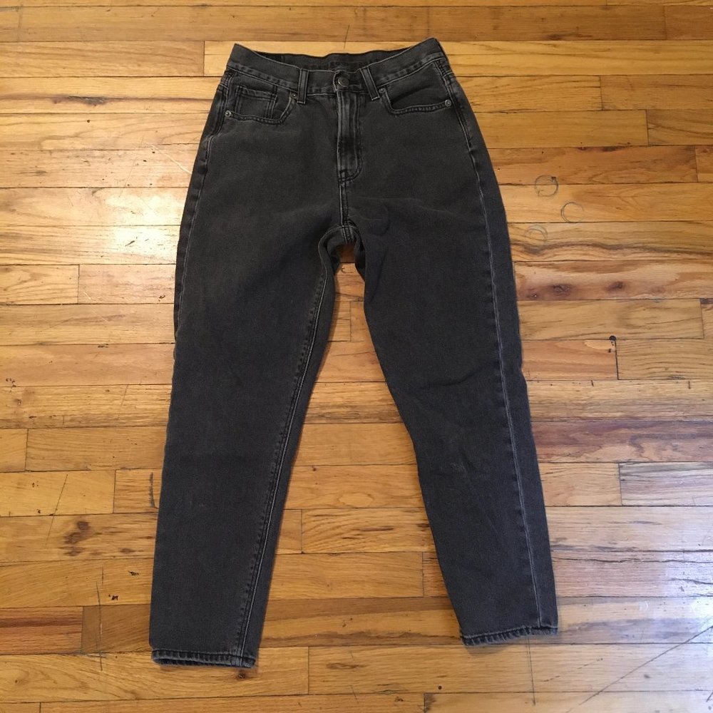 American Eagle mom jeans